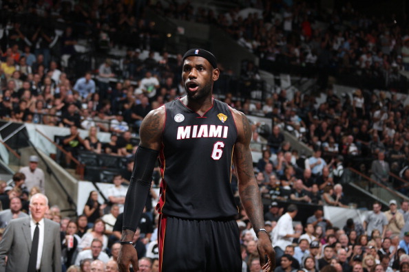 西甲前瞻：阿拉维斯前锋博耶解禁复出，塞尔塔客场状态稳定（西甲赛前看点：阿拉维斯前锋博耶解禁回归，塞尔塔客场延续稳定发挥）