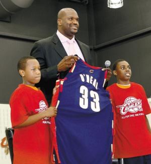 中超：山东泰山主场2-0完胜青岛队（中超：山东泰山主场2-0击退青岛队）