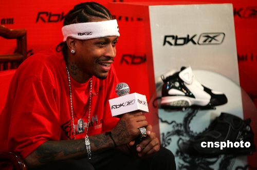 亚特兰大欧冠2比1胜切尔西升至第三，联赛仅3胜排第12（欧冠2-1击败切尔西，亚特兰大升至第三；联赛仅3胜居第12）