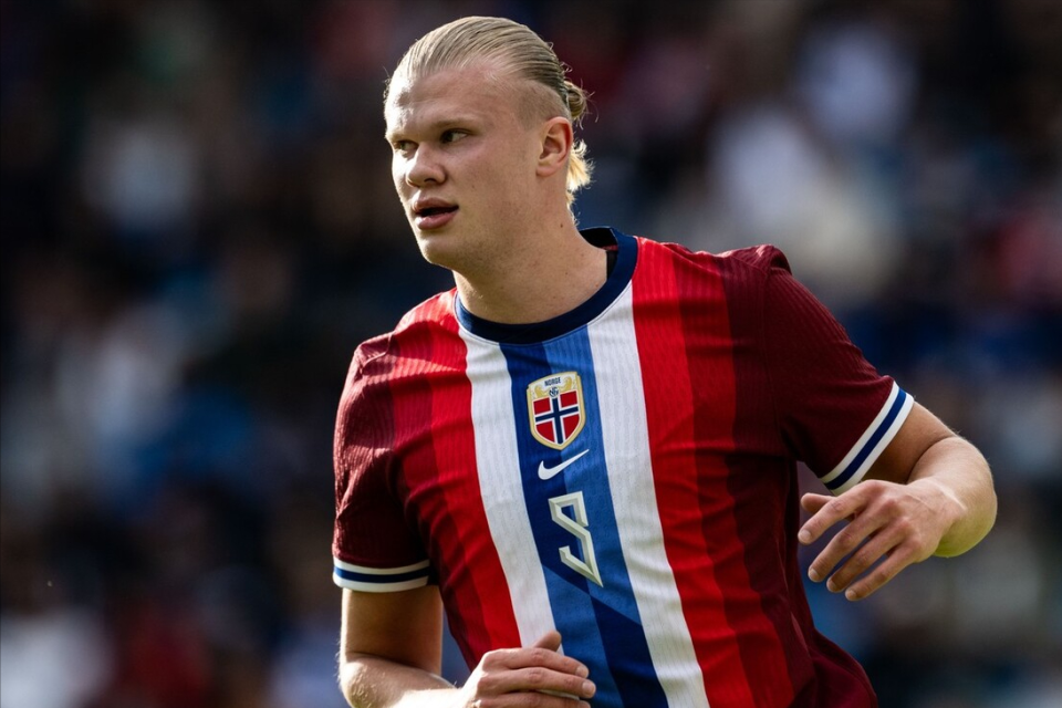 官方：格列兹曼荣膺2025金足奖（官方宣布：格列兹曼当选2025年度金足奖得主）