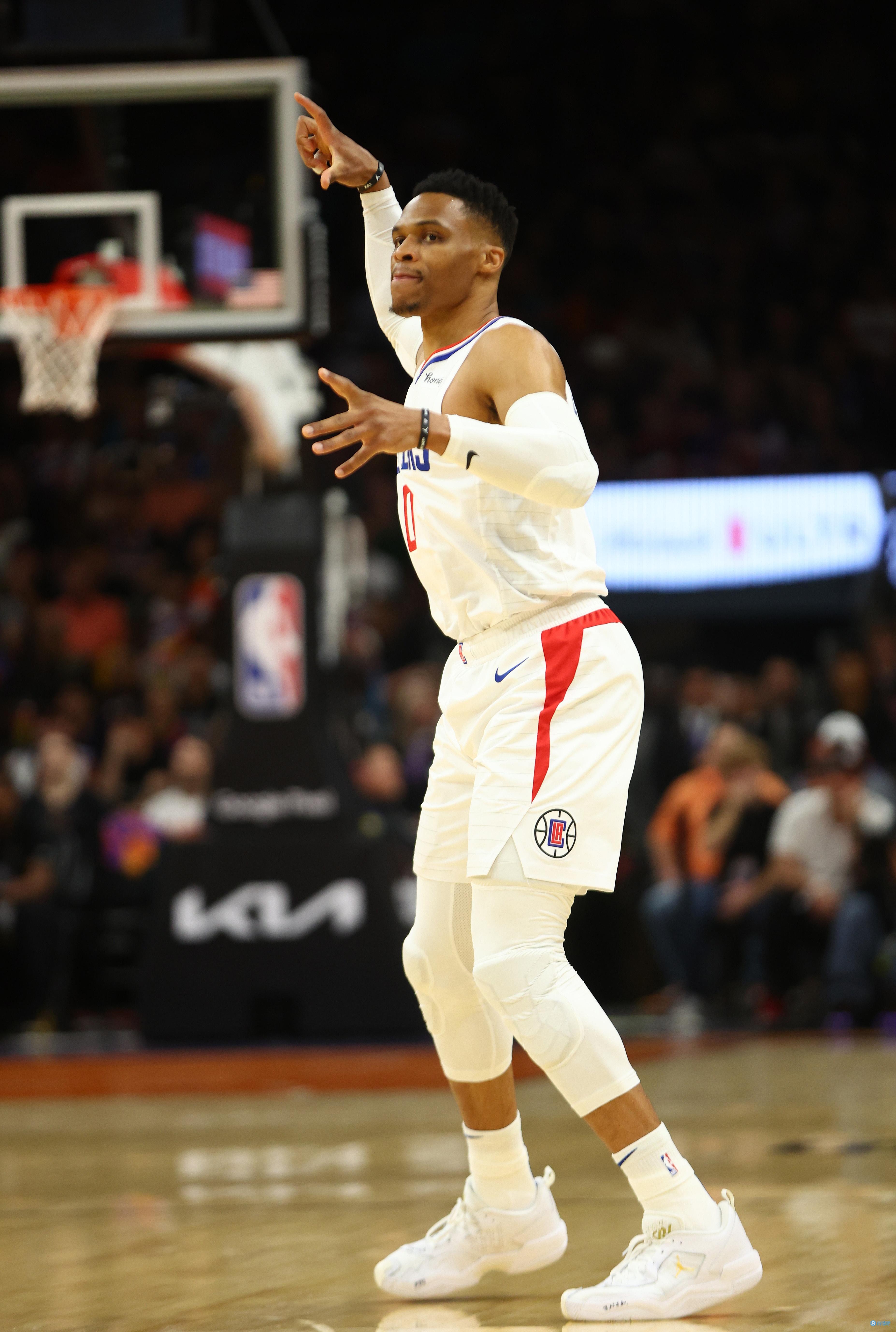 四川高校“人进球没进”当事人：校队教练，身体状态跟不上了（四川高校“人进球没进”当事人回应：校队教练称体能下降，已难跟上节奏）