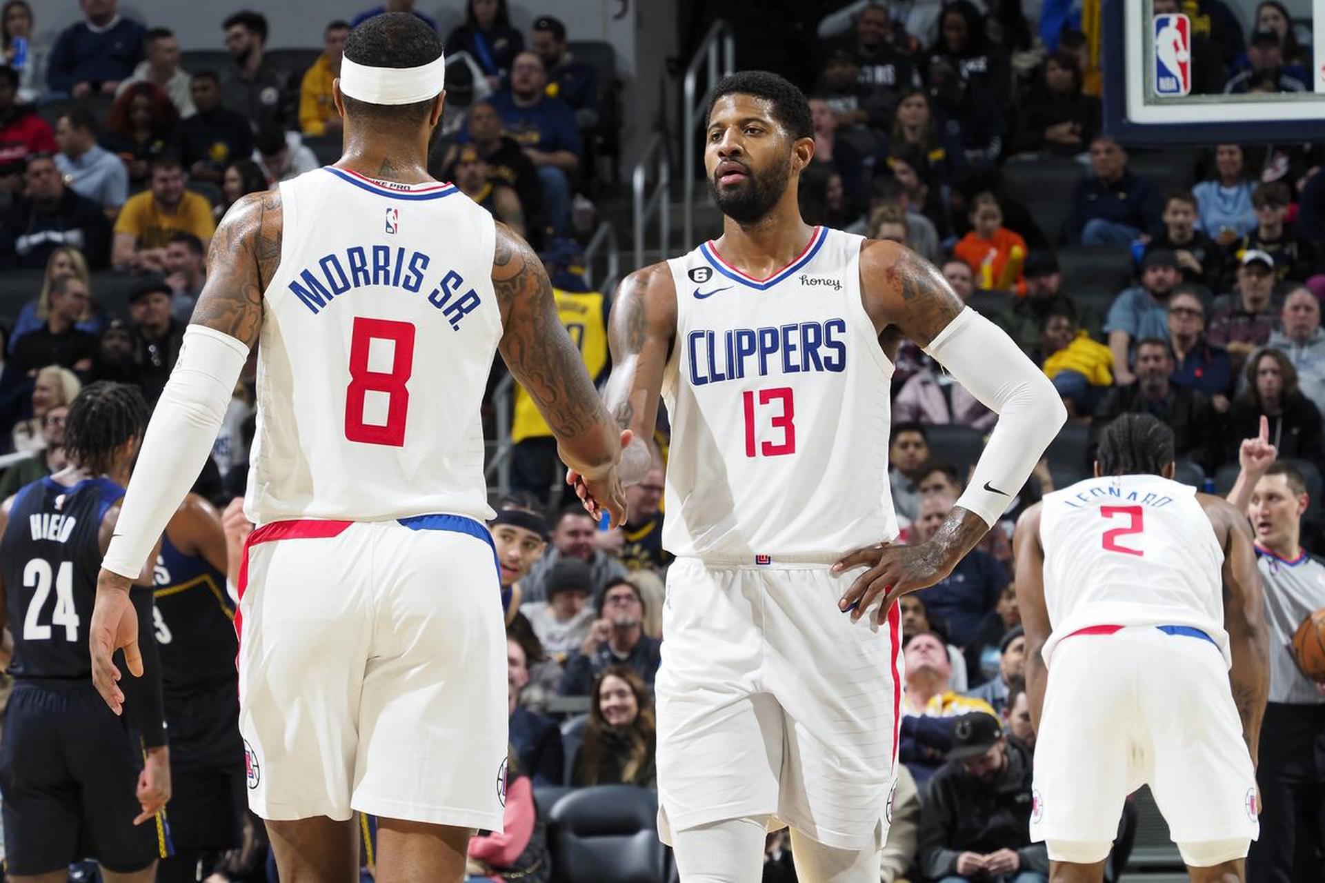 威少成为史上最年长得到20+10篮板且命中5记三分的后卫（威少创纪录：史上最年长后卫单场拿下20分10篮板并命中5记三分）