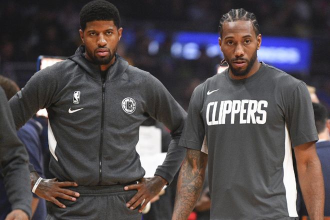 1996年，55岁的贝利还在踢足球（1996年，55岁的贝利依旧征战绿茵场）