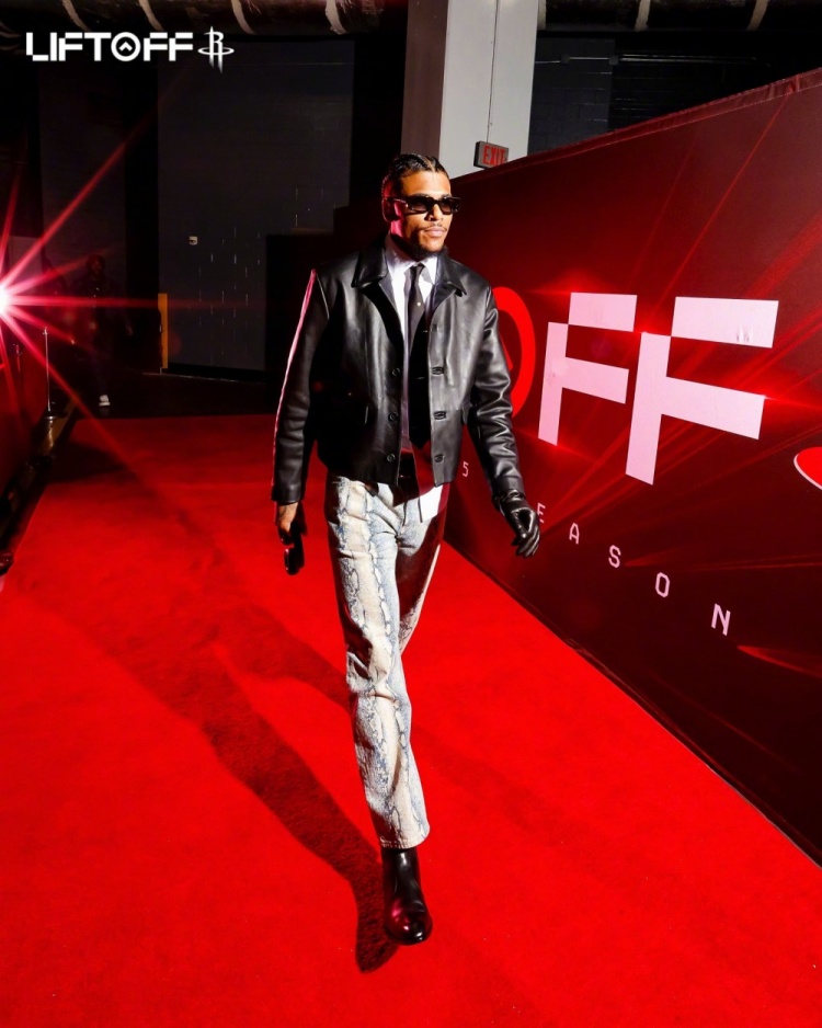 火媒：输鹈鹕能看清火箭真实力 说失去范弗里特因祸得福很愚蠢（火媒：鹈鹕一战照出火箭底色，把范弗里特缺阵说成因祸得福太荒唐）