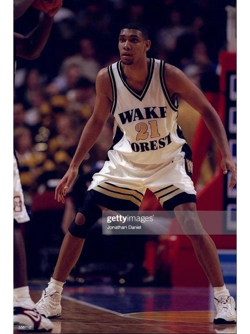 富安健洋：我的身体情况没有好转，但我不会退役的（富安健洋：尽管身体未见好转，我不会选择退役）